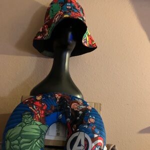 Big Kids Superhero Bucket Hat & Neck Pillow Set - Marvel